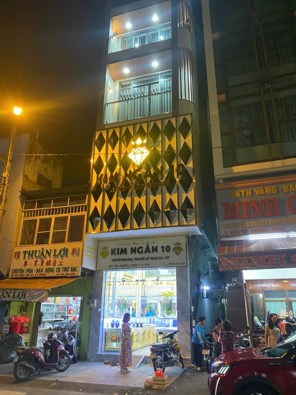 tiệm vàng kim ngân